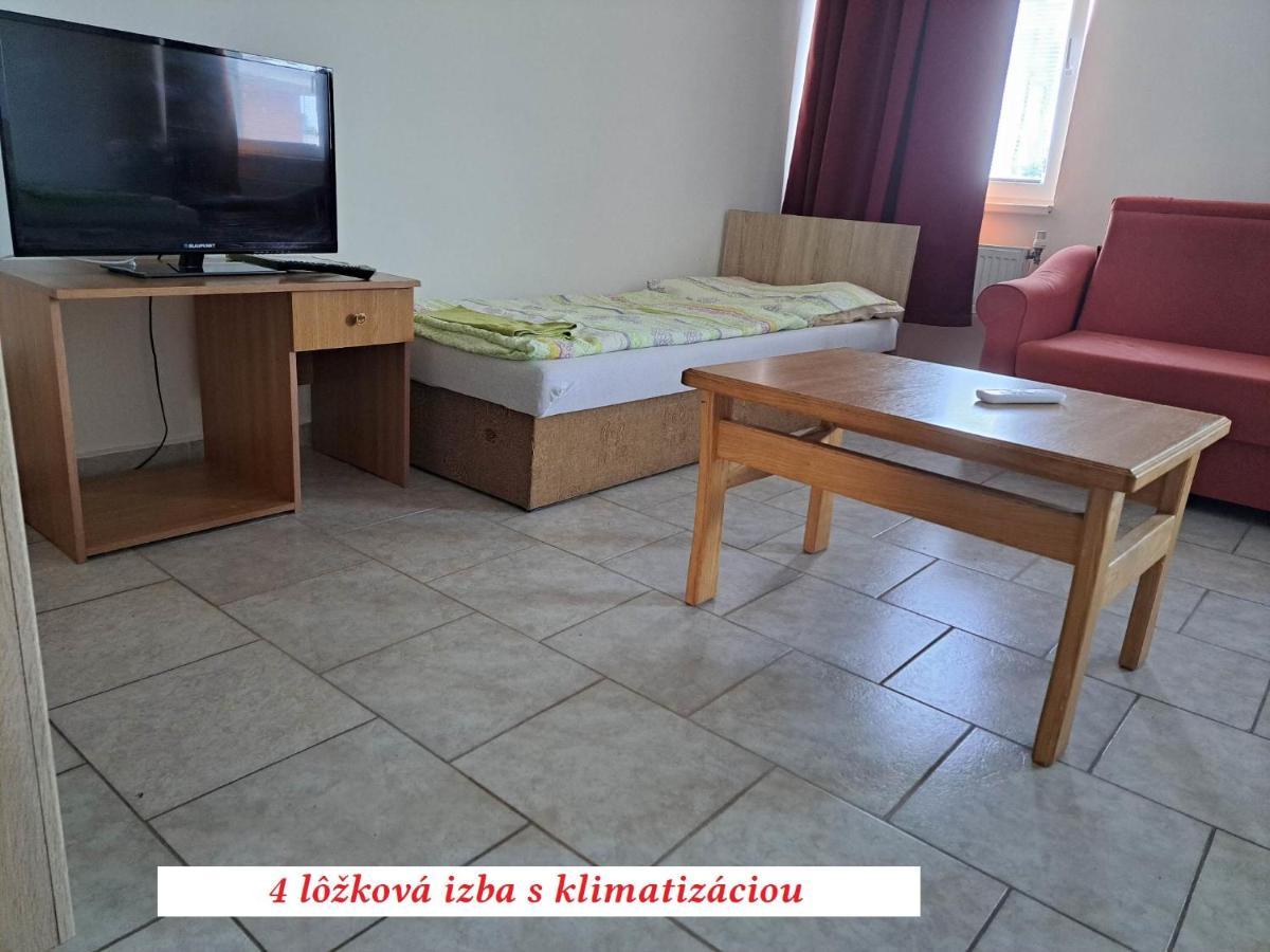 Europa Penzion Štúrovo Bagian luar foto